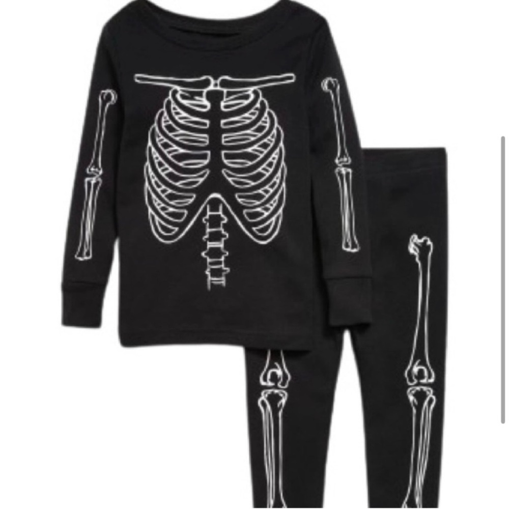 NWT- Kids Halloween Skeleton 100% Cotton Pajamas